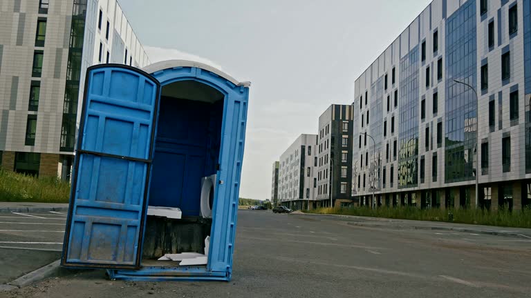 Best VIP or Luxury Restroom Trailers  in Clarence Center, NY